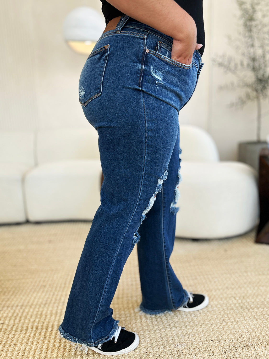 Judy Blue Full Size Mid Rise Distressed Raw Hem Jeans (PLUS SIZES)